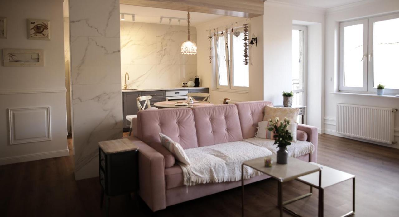 Apartament Biala Sowa - Weisse Eule Apartment Kołobrzeg Extérieur photo