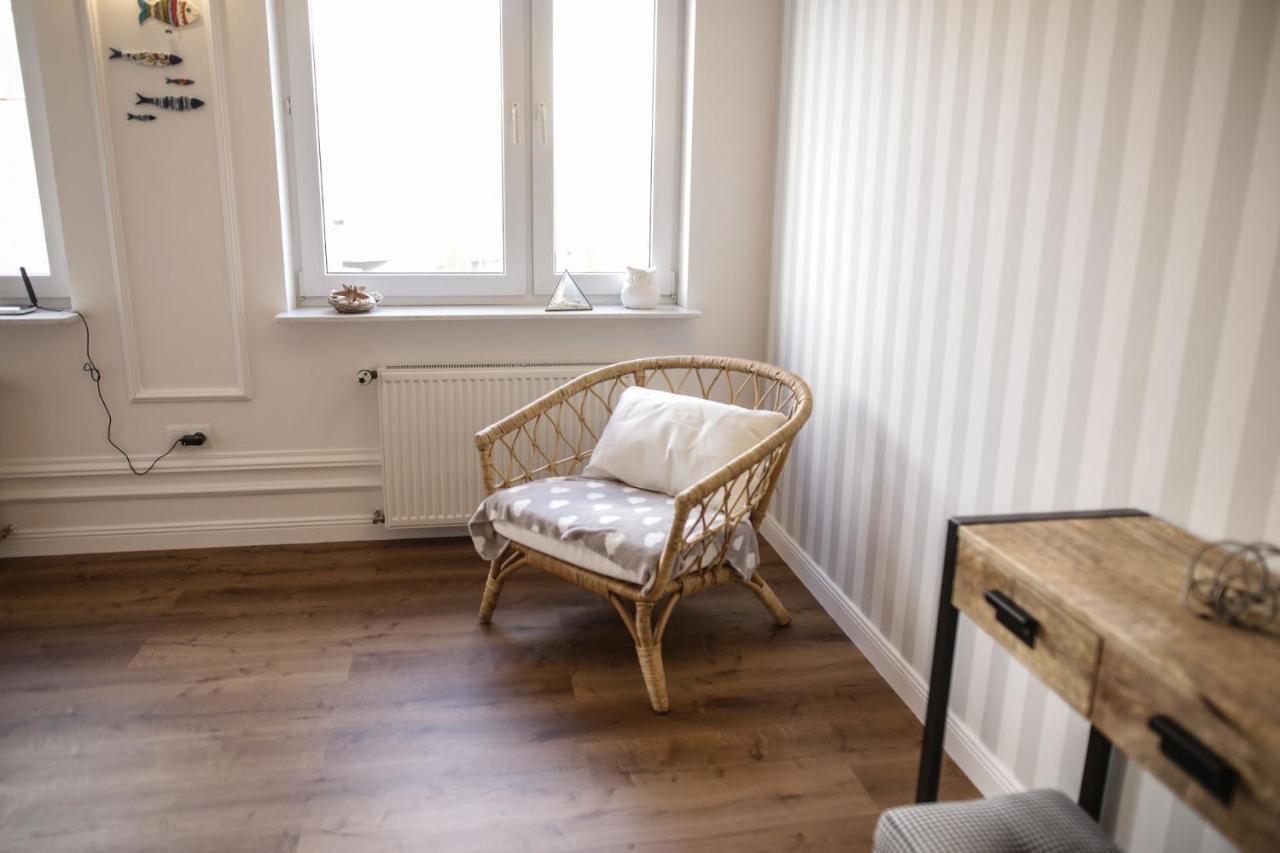 Apartament Biala Sowa - Weisse Eule Apartment Kołobrzeg Extérieur photo